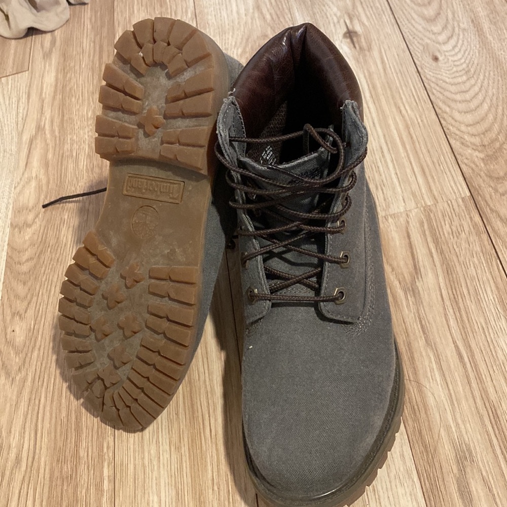Timberlands - Picture 3 of 6